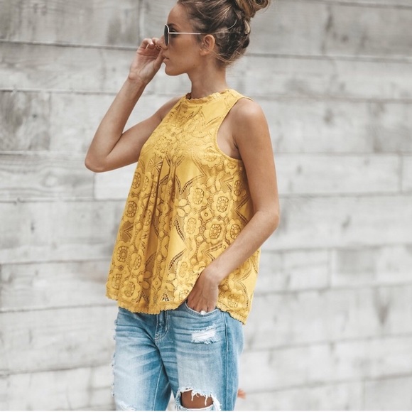 NWT Sunny Lace Tank - Picture 5 of 5